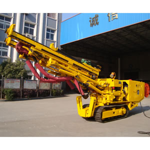 Jumbo hidráulico subterrâneo 